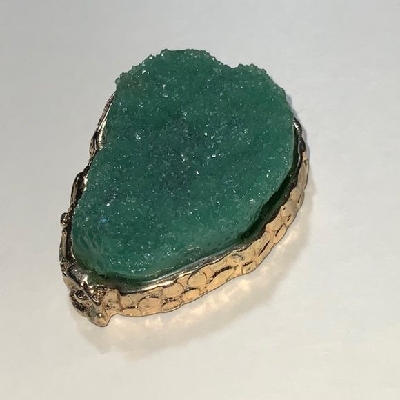Cool Boho Vintage Green Druzy Pendant - Picture 3 of 6